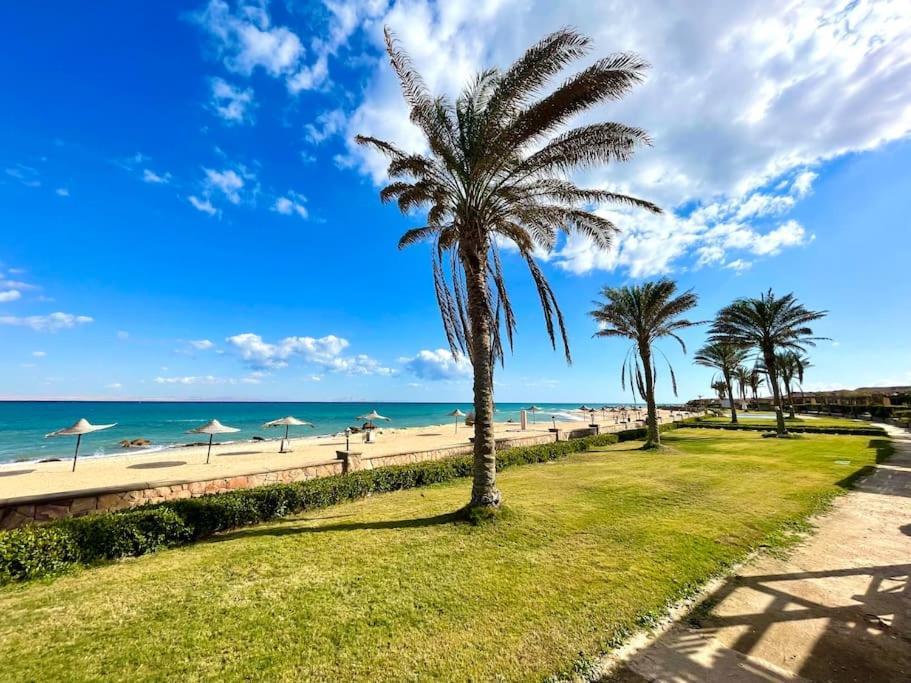 Breathtaking Luxury & Spacious Family 2-Bed 1St Row Seaview At Stella Seaview Sokhna Ain Sukhna Exterior foto
